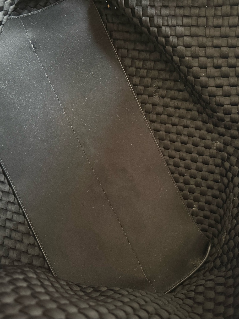 Naghedi NYC St Barths Medium Tote - Picture 4 of 6